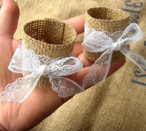 JUTE AND LACE NAPKIN RINGS