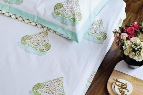 REAL BLOCK PRINTED FLORAL FOUNTAIN COTTON BEDSHEET AND 2 PILLOW COVERS SET